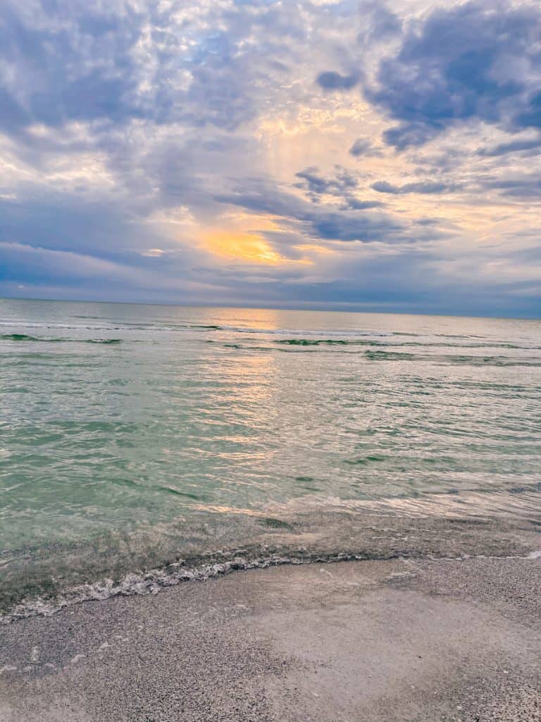 Anna Maria Island Restaurant Guide - Where to eat on Anna Maria Island